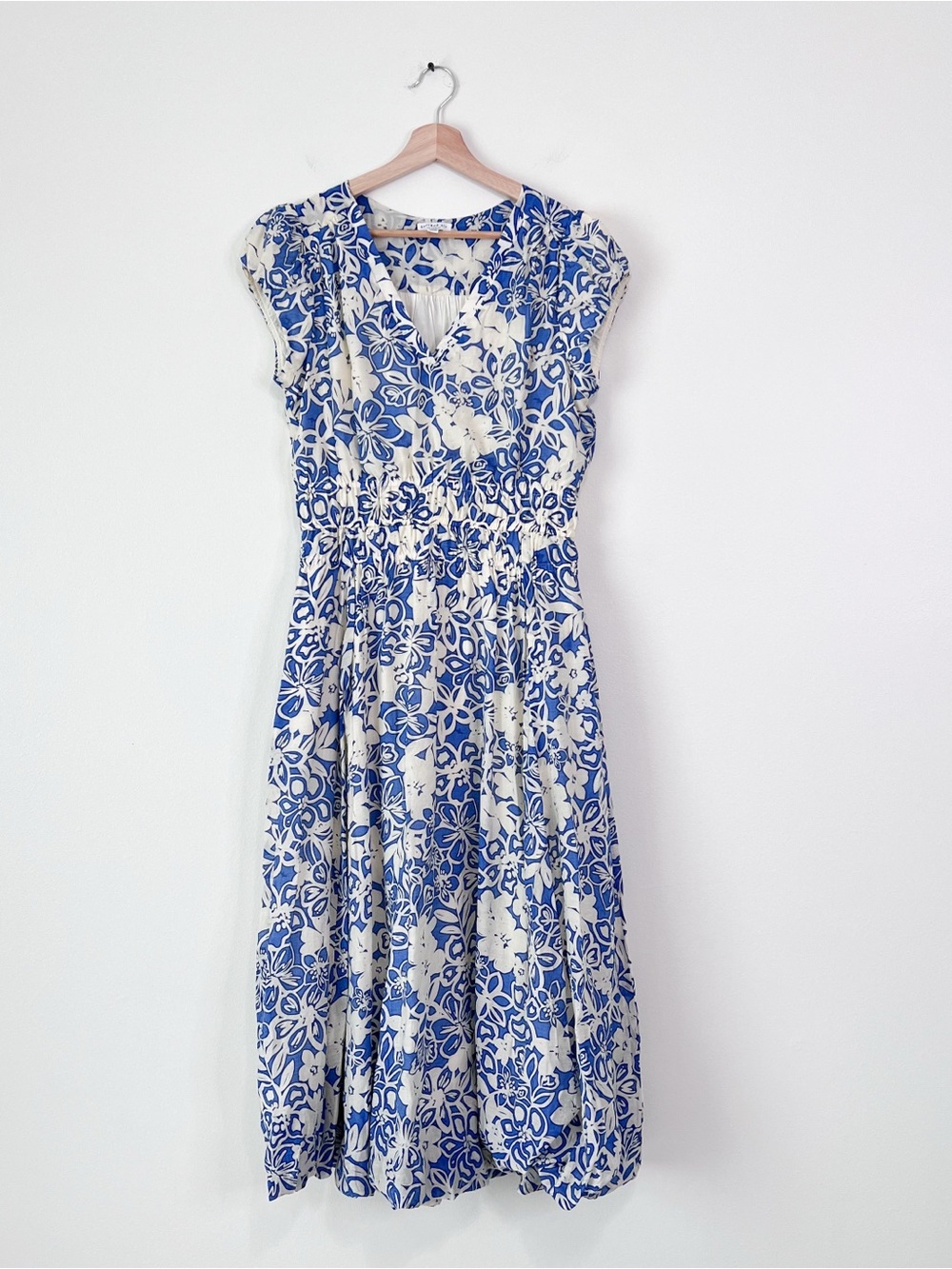 Current Air Blue White Floral Balloon Hem Midi Dress Smocked Waist Pockets Sz M - Picture 2 of 12